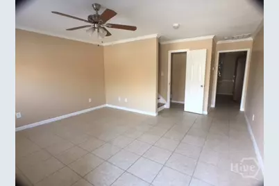 2165 S Milledge #D6, Athens, GA 30605 - Photo 3