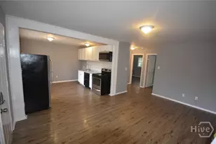 125 Honeysuckle Ln, Athens, GA 30606 - Photo 3