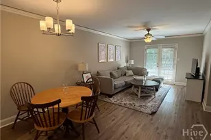 1055 Baxter St, Athens, GA 30606 - Photo 3