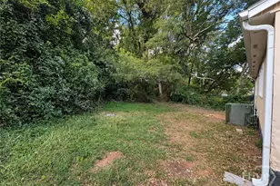 131 Martin Cir, Athens, GA 30601 - Photo 13