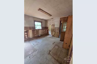 7841 Hog Mountain Road, Statham, GA 30666 - Photo 15