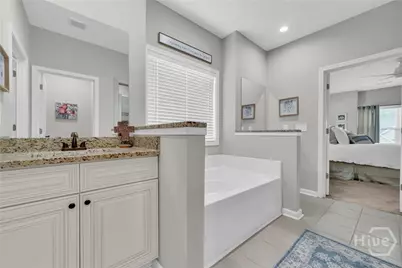 1377 Charleston Avenue, Commerce, GA 30529 - Photo 11