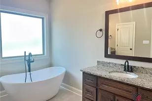 1810 Beebalm Dr, Statham, GA 30666 - Photo 13