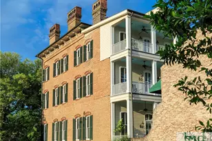 109 W Liberty St, Savannah, GA 31401 - Photo 11