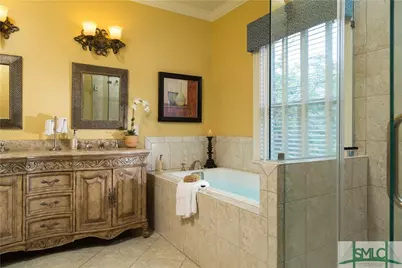 109 W Liberty Street, Savannah, GA 31401 - Photo 29