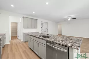 832 Highland Cir, Richmond Hill, GA 31324 - Photo 15
