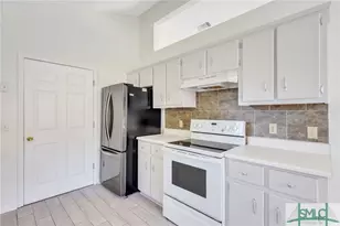 2563 Zachary Ct, Hinesville, GA 31313 - Photo 13