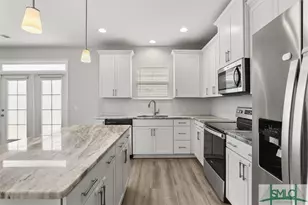 48 Shoefstall St, Savannah, GA 31407 - Photo 15