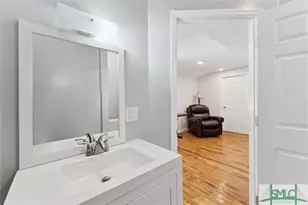 816 E 37th St, Savannah, GA 31401 - Photo 25
