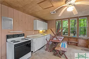 628 Riverside Dr, Claxton, GA 30417 - Photo 15