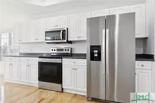 141 Runner Rd, Savannah, GA 31410 - Photo 9