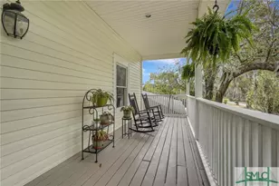 777 E 1st St, Midway, GA 31320 - Photo 11