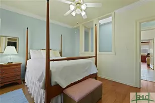 409 E Jones St, Savannah, GA 31401 - Photo 25