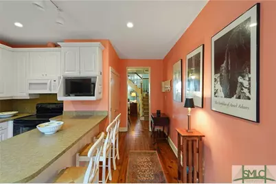 409 E Jones Street, Savannah, GA 31401 - Photo 11