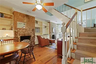 409 E Jones St, Savannah, GA 31401 - Photo 9