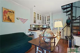 409 E Jones St, Savannah, GA 31401 - Photo 37