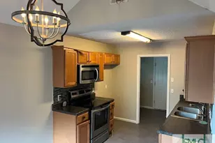 327 River Bend Dr, Midway, GA 31320 - Photo 5