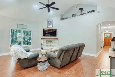 190 Blackjack Oak Drive E, Richmond Hill, GA 31324 - Photo 9
