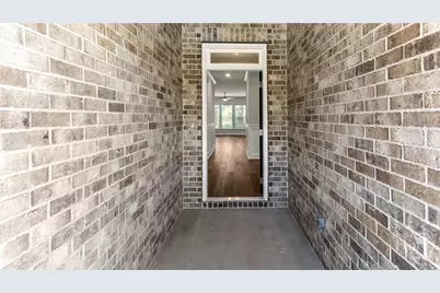 182 Glendale Circle, Richmond Hill, GA 31324 - Photo 3