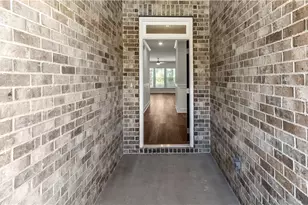 182 Glendale Cir, Richmond Hill, GA 31324 - Photo 3