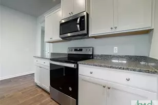 365 Hogan Dr, Richmond Hill, GA 31324 - Photo 9