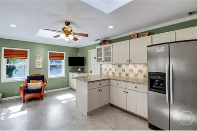 506 Butler Avenue, Tybee Island, GA 31328 - Photo 17
