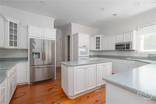 2 Franklin Creek Rd S, Savannah, GA 31411 - Photo 17