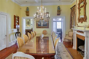 14 E Taylor St, Savannah, GA 31401 - Photo 7