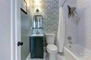 123 W Park Ave, Savannah, GA 31401 - Photo 23