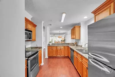 3005 River Drive #302, Savannah, GA 31404 - Photo 7
