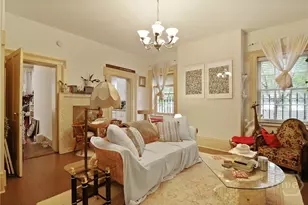 24 E Jones St, Savannah, GA 31401 - Photo 37