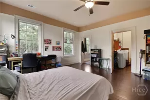 24 E Jones St, Savannah, GA 31401 - Photo 29