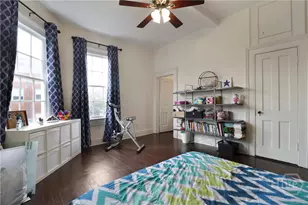 24 E Jones St, Savannah, GA 31401 - Photo 33
