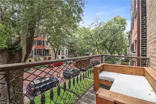 24 E Jones St, Savannah, GA 31401 - Photo 19