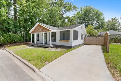 911 Hamilton Court, Savannah, GA 31401 - Photo 1