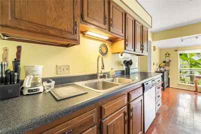 10524 Gray Fox Way, Savannah, GA 31406 - Photo 11