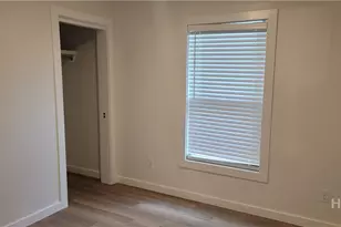 8-10 Mastick St, Savannah, GA 31404 - Photo 11