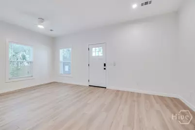 8-10 Mastick Street, Savannah, GA 31404 - Photo 5