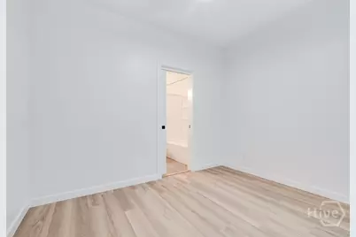 8-10 Mastick Street, Savannah, GA 31404 - Photo 29