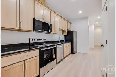 8-10 Mastick Street, Savannah, GA 31404 - Photo 7