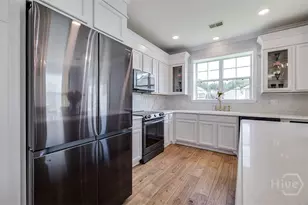 8 Bushwood Dr, Savannah, GA 31407 - Photo 19