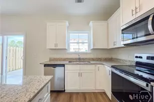 28 Beaumont Dr, Hinesville, GA 31313 - Photo 5