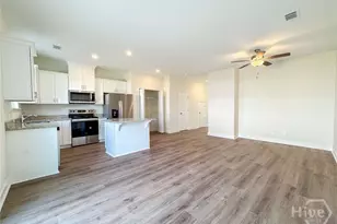 44 Beaumont Dr, Hinesville, GA 31313 - Photo 9