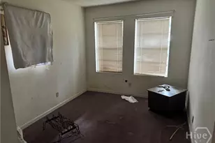 809 W 44th, Savannah, GA 31405 - Photo 5