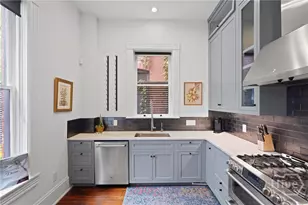 415 Whitaker St, Savannah, GA 31401 - Photo 7