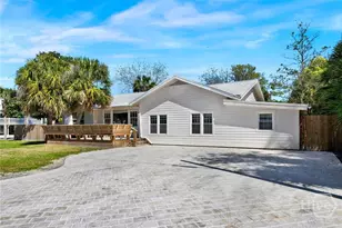 1402 6th Ave, Tybee Island, GA 31328 - Photo 5