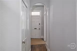 302 E 35th St, Savannah, GA 31401 - Photo 13