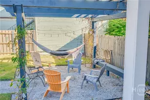 302 E 35th St, Savannah, GA 31401 - Photo 25