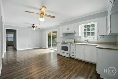 5022 Greenway Lane, Savannah, GA 31406 - Photo 9