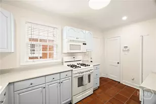 1318 E 51st St, Savannah, GA 31404 - Photo 13